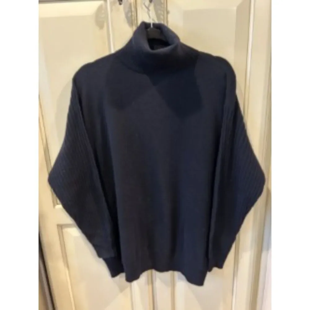 Vince Women's Navy Blue Wool & Cashmere Oversize Fit Turtleneck - Size Small
